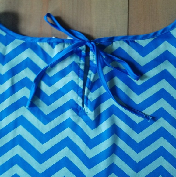 Chevron Blouse - Picture 3 of 4